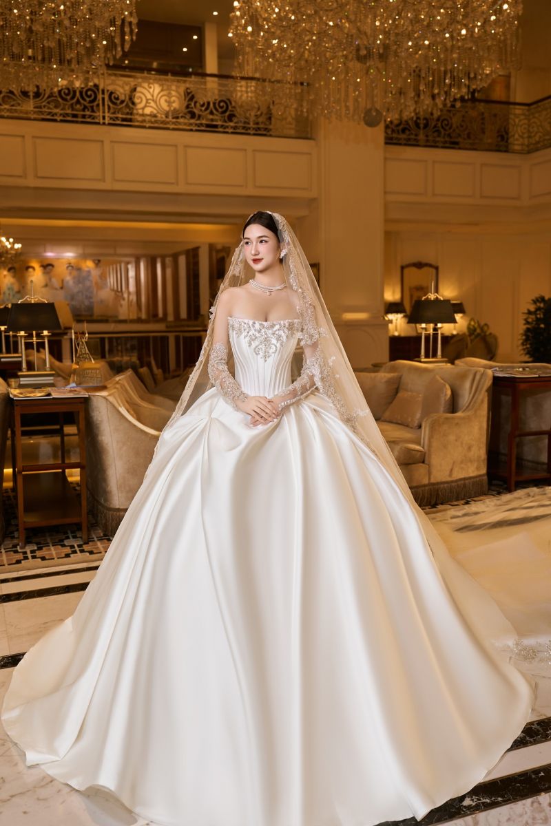váy cưới công chúa