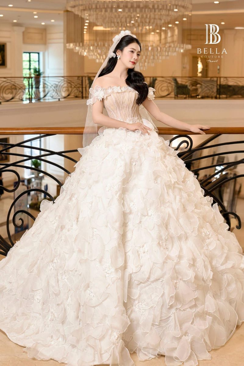 xu hướng váy cưới 