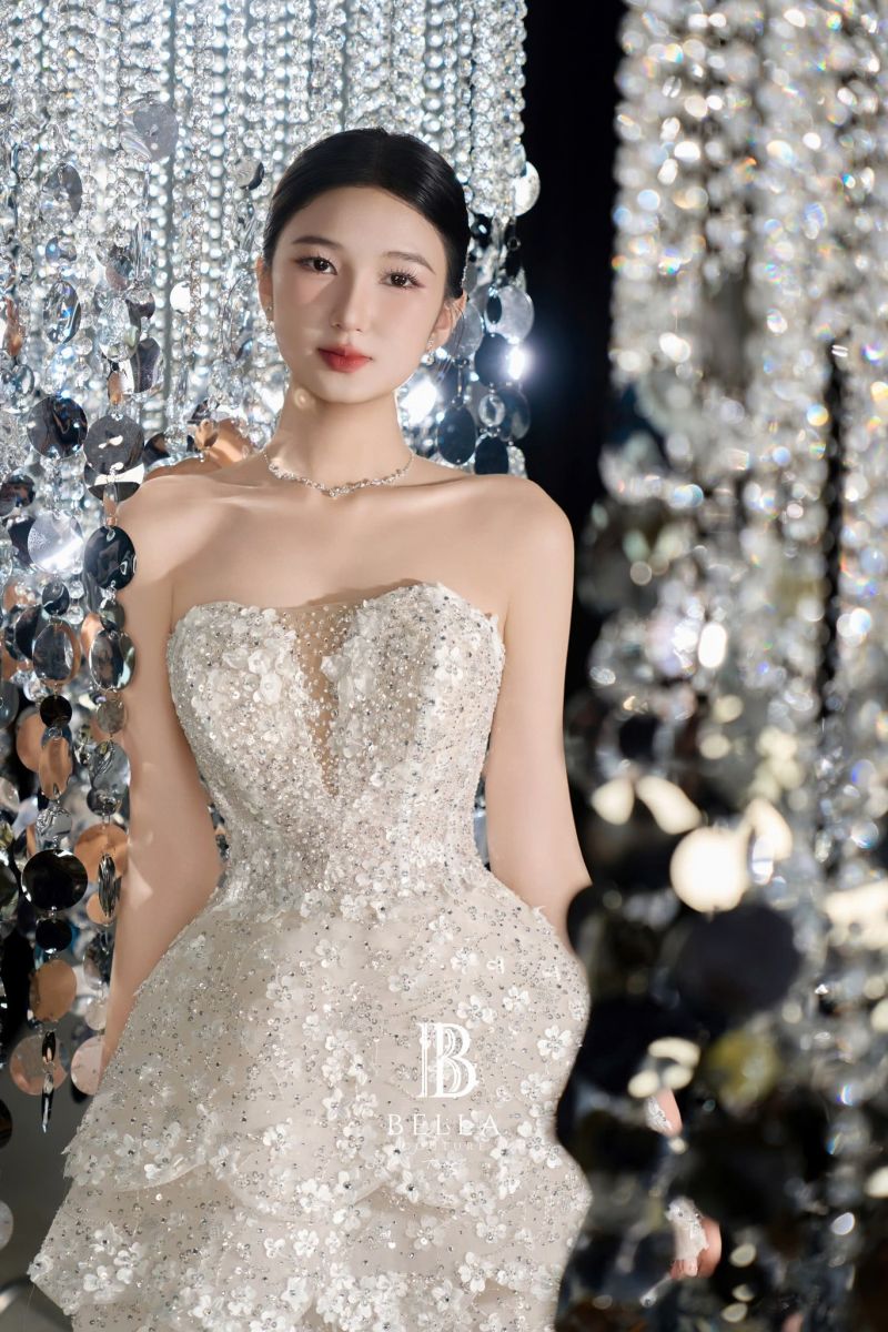 thuê bao nhiêu váy cưới