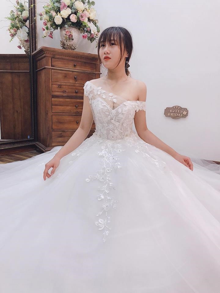 Váy cưới trễ vai đơn giản kiểu công chúa 1056