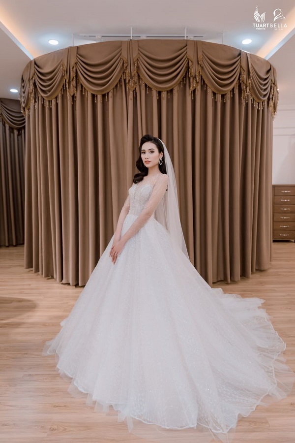 thuê váy cưới đẹp ở hà nội