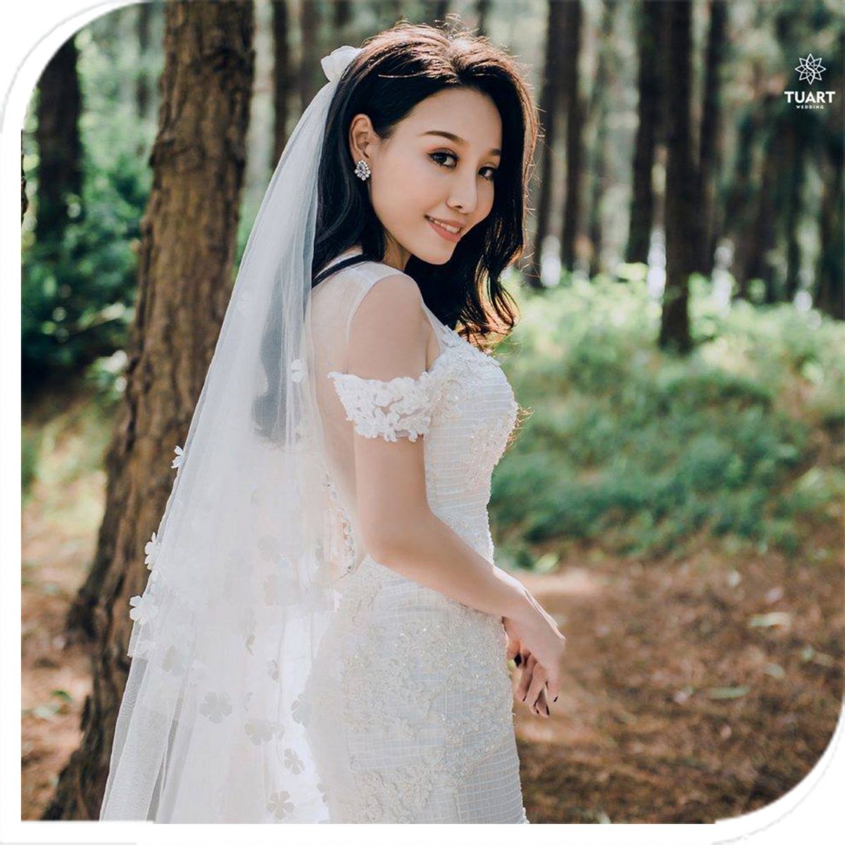 Hotgirl Kim Lê - Vợ diễn viên Mạnh Quân 5s Online